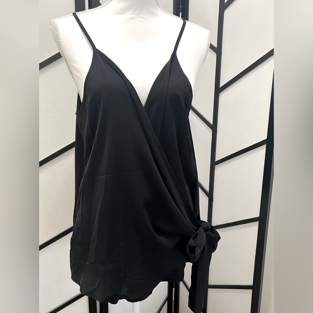 NWOT- SHEIN - Lose Fitting Adjustable - Side Tie-Wrap-Top - Size 12.